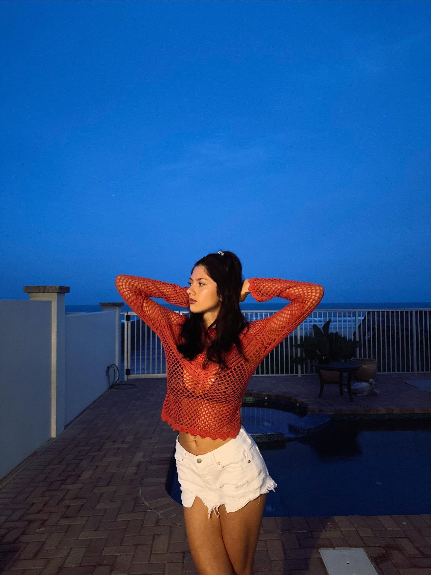 ivyquinette exclusive photo gallery image #36 — Chaturbate streamer profile
