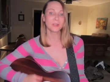 kaileeshy webcam live moment — Chaturbate cam girl