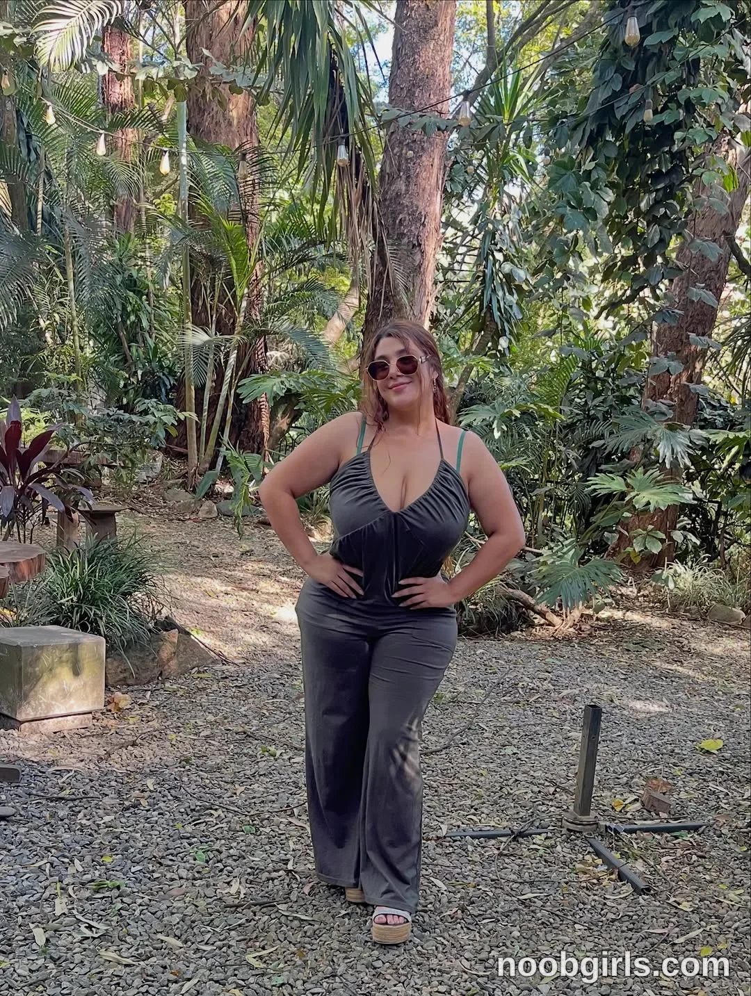 Gisebloom En (@katybloom_) — "Bloom en Provenza 🌳 La naturaleza es taaaaan hermosa 💐 ¿Cuál foto te gustó…" in Medellín,…