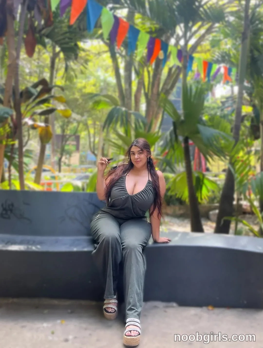 Gisebloom En (@katybloom_) — "Bloom en Provenza 🌳 La naturaleza es taaaaan hermosa 💐 ¿Cuál foto te gustó…" in Medellín,…