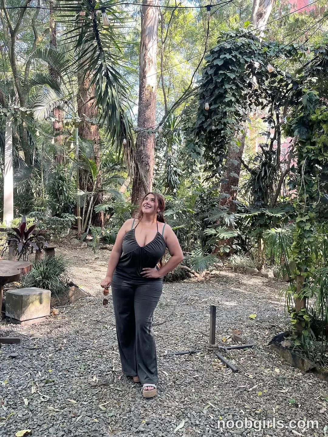 Gisebloom En (@katybloom_) — "Bloom en Provenza 🌳 La naturaleza es taaaaan hermosa 💐 ¿Cuál foto te gustó…" in Medellín,…