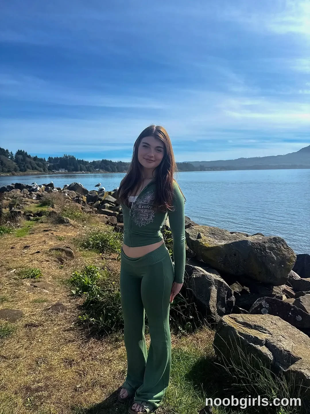 Kaylee Rose (@kayleerosee_01) — "Love the new Revice set💚"