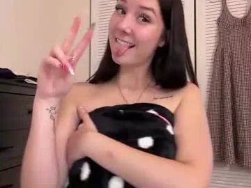 Kaylie (kayliexxw) — Chaturbate Profile, Photos & Cam Room