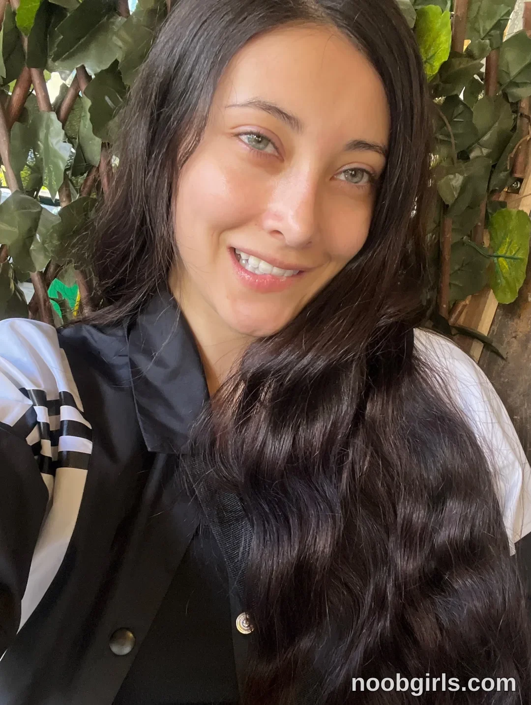 kellytesh exclusive photo gallery image #15 — Chaturbate streamer profile