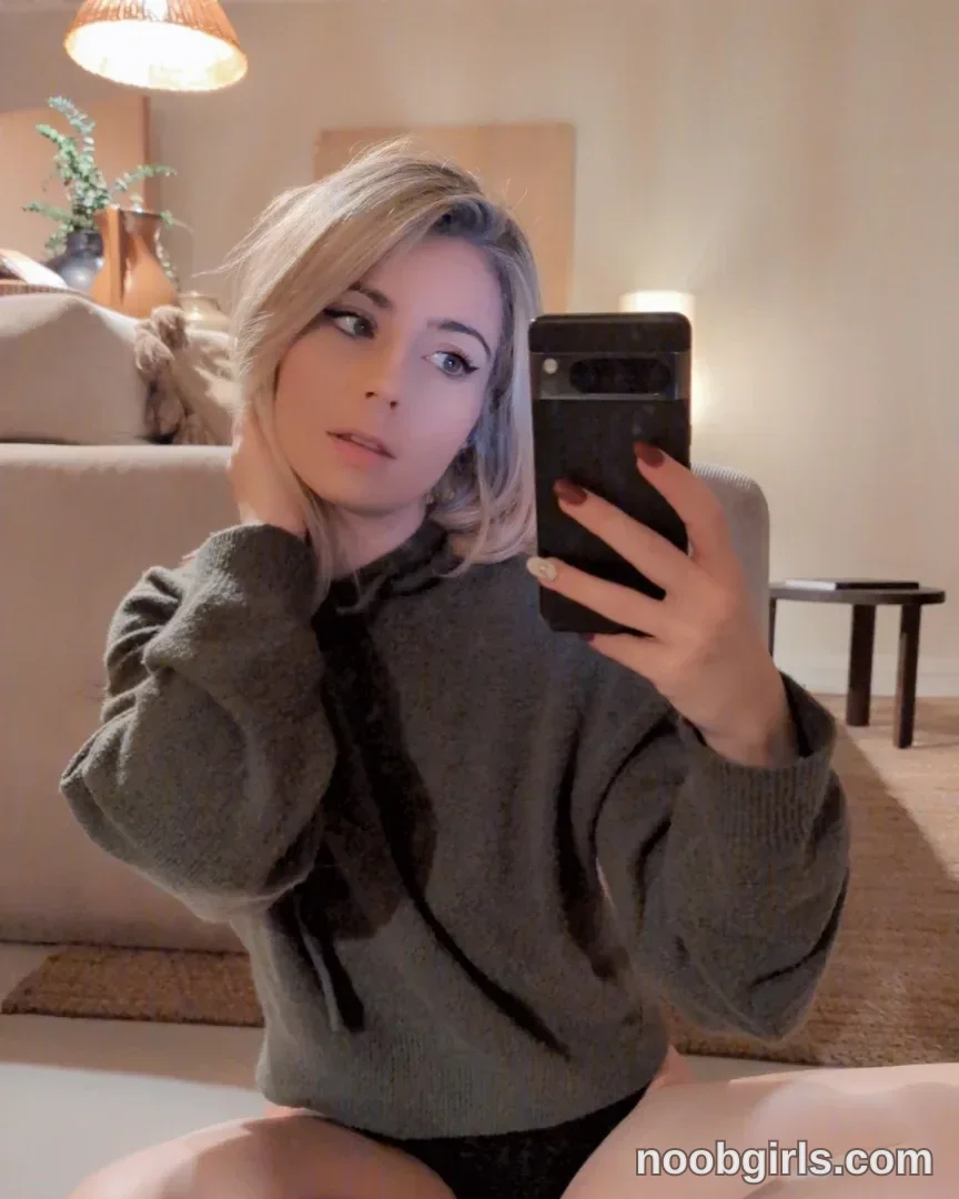 kimilee22 exclusive photo gallery image #9 — Chaturbate streamer profile