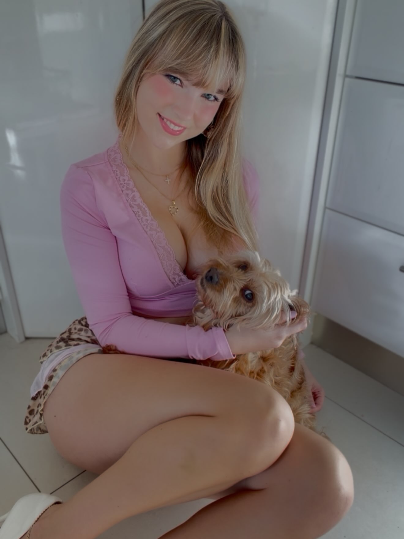 kittengirlxo exclusive photo gallery image #27 — Chaturbate streamer profile