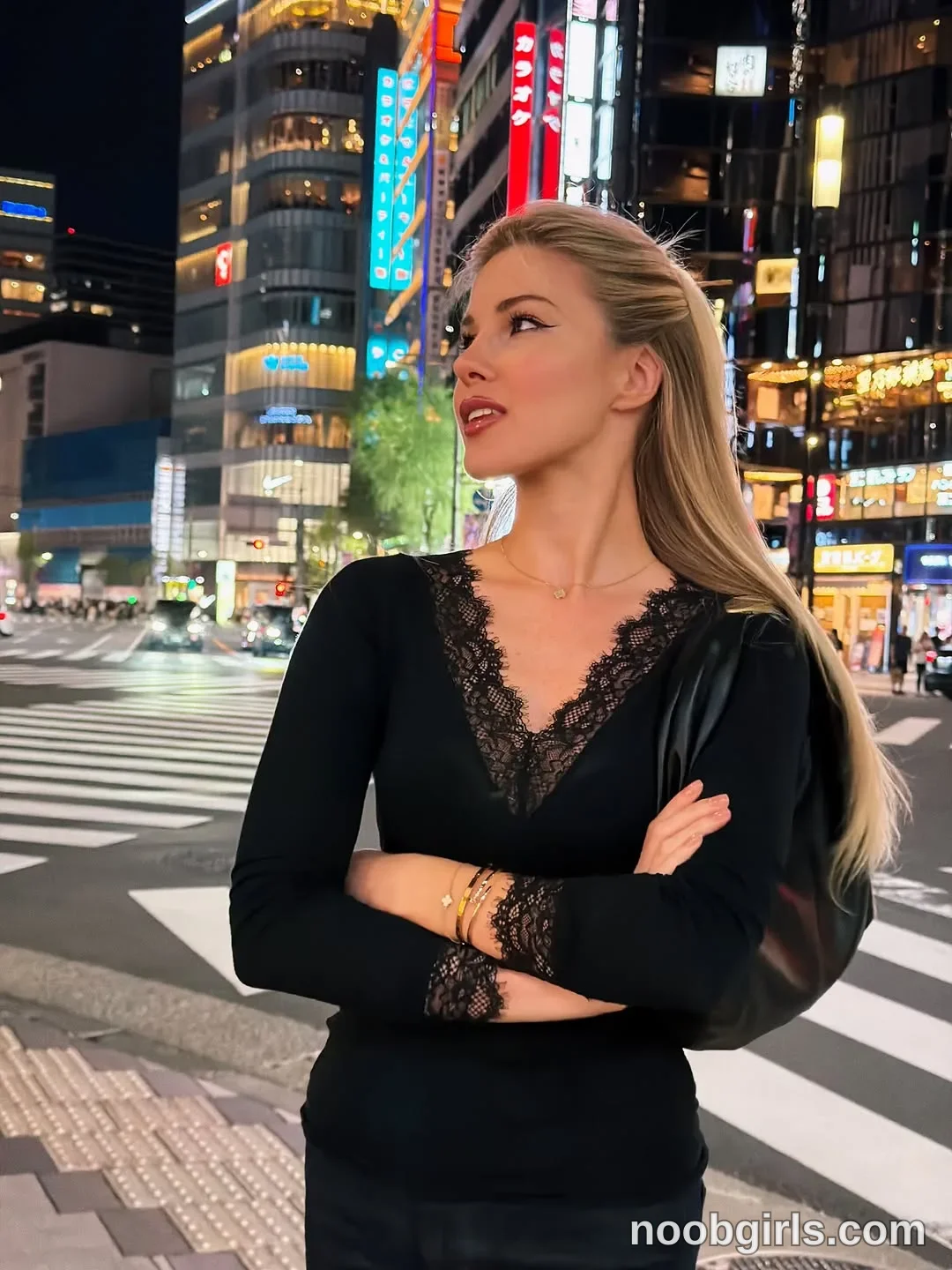 Kristina (@krissone) — "Turns out I have so many followers from Japan… hi Tokyo 🇯🇵🖤" in Tokyo - Japan 東京
