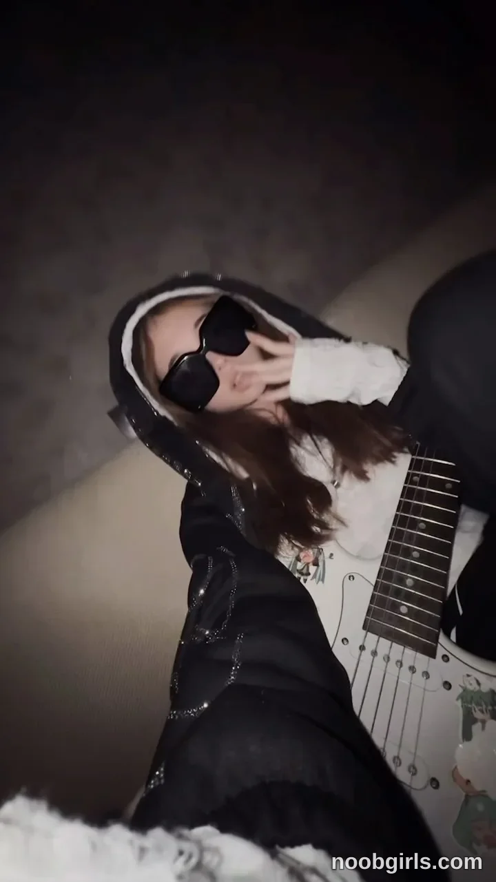 Inside the World of kusssecka reel: 
