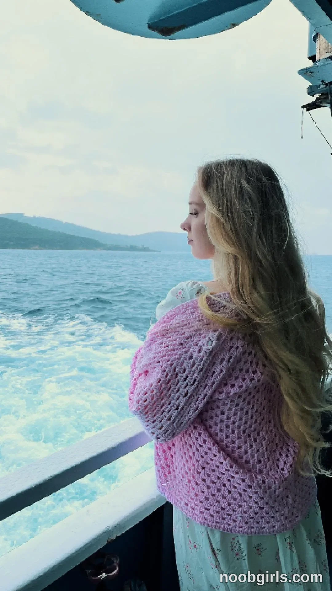 Lina (@l1n4luv404) — "Can't even explain how it felt to go to Turkey for the 1st time"