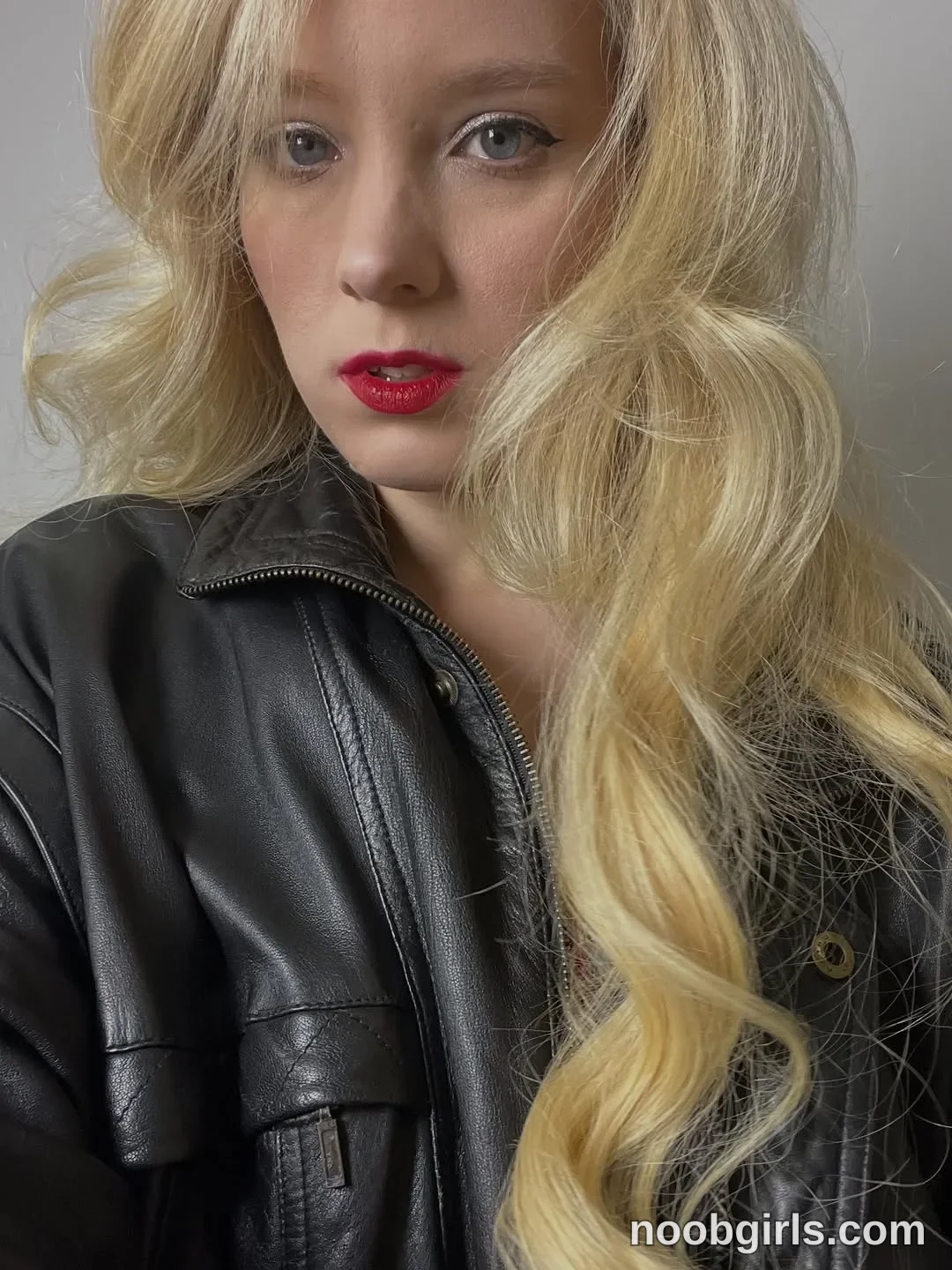 Lina (@l1n4luv404) — "She’s my cherry pie"