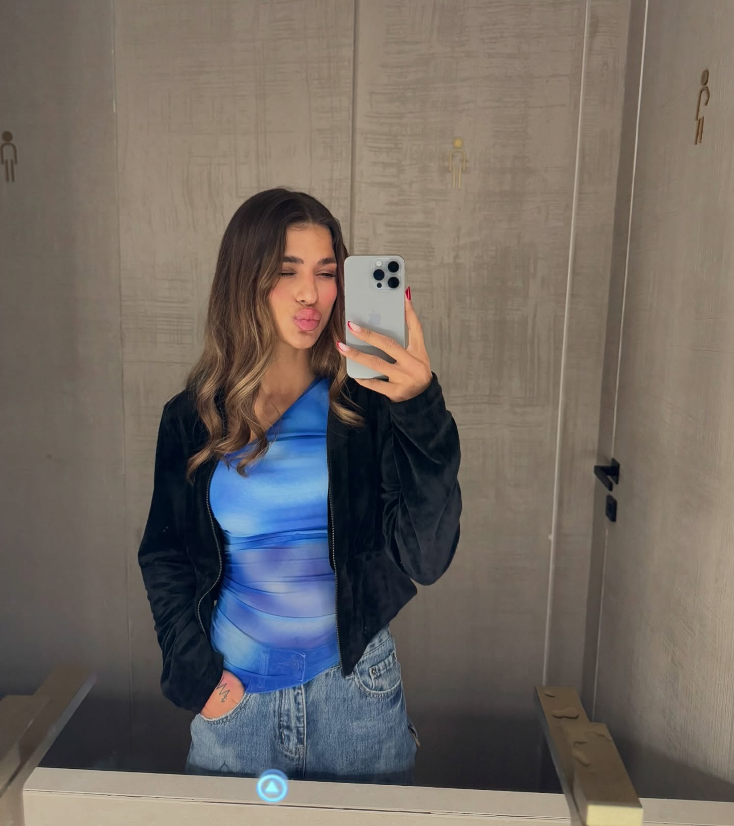 lenna_godess verified Instagram photoshoot picture #11 — live cam model review