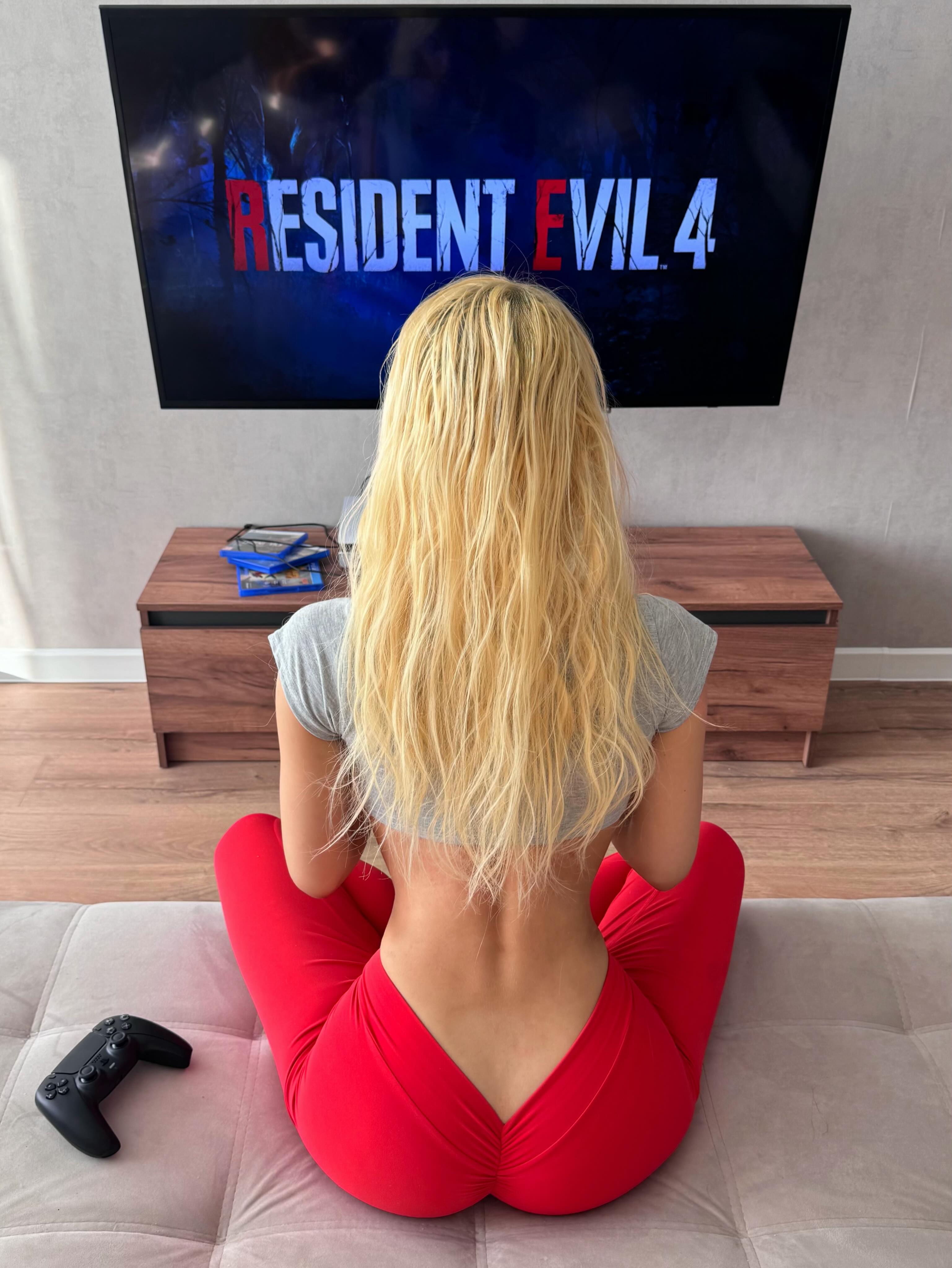 lesi_moonie exclusive photo gallery image #3 — Chaturbate streamer profile
