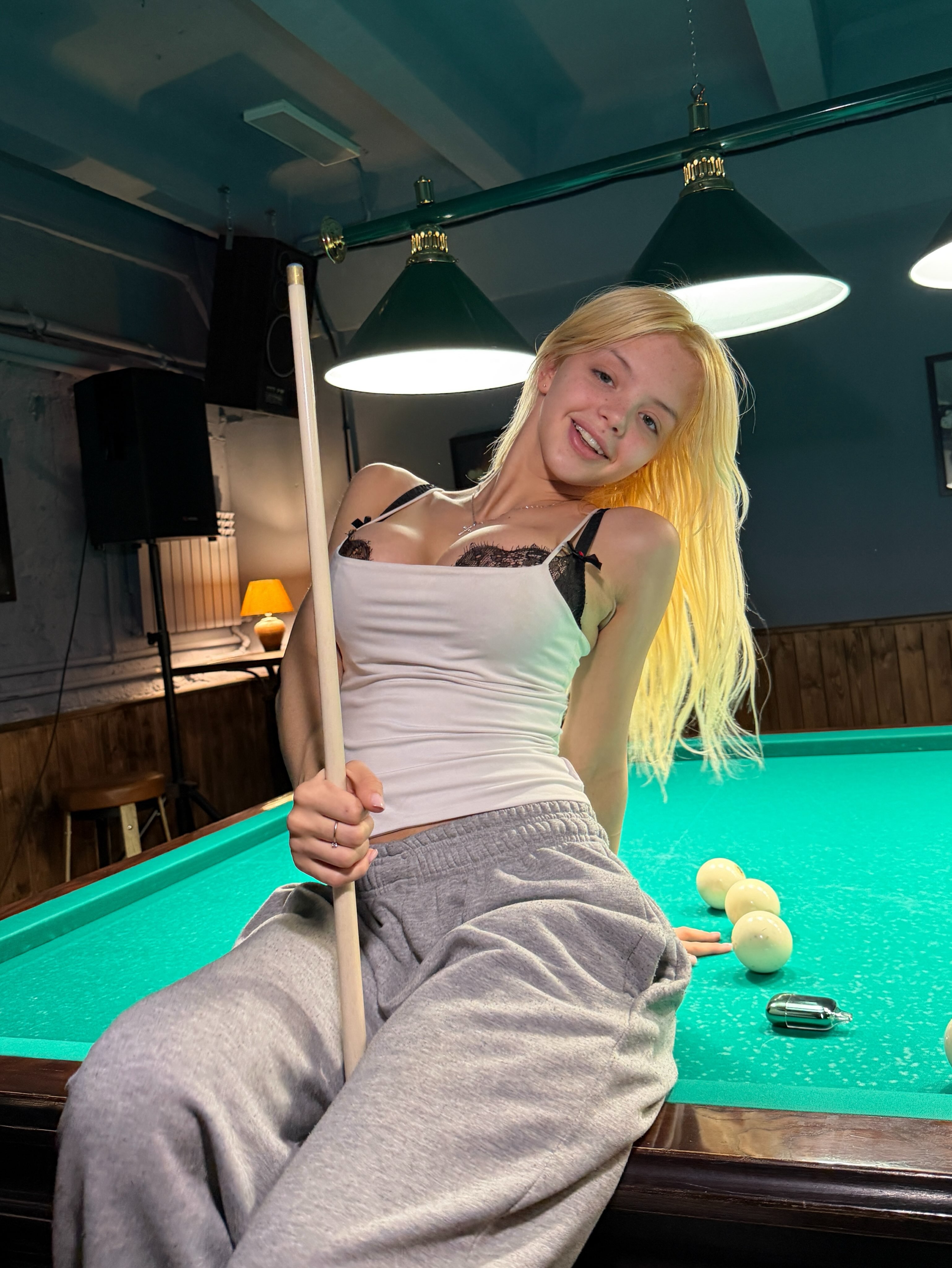 lesi_moonie verified Instagram photoshoot picture #14 — live cam model review