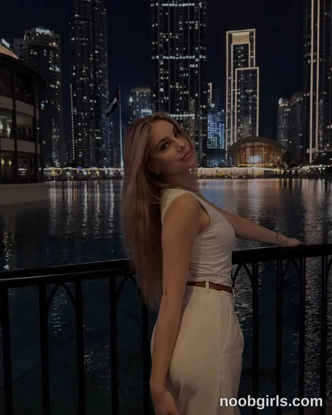 Lily (@li77sss) in Burj Khalifa, Dubai Fontain