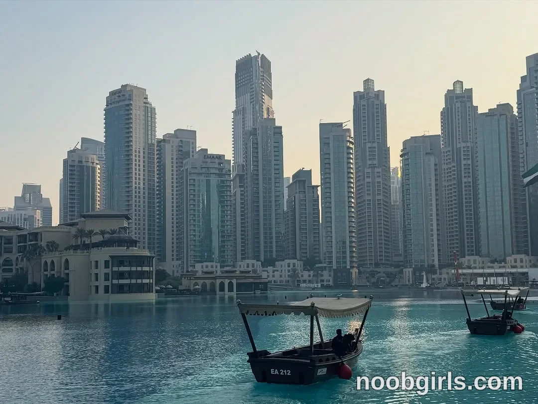 Lily (@li77sss) in Dubai,UAE