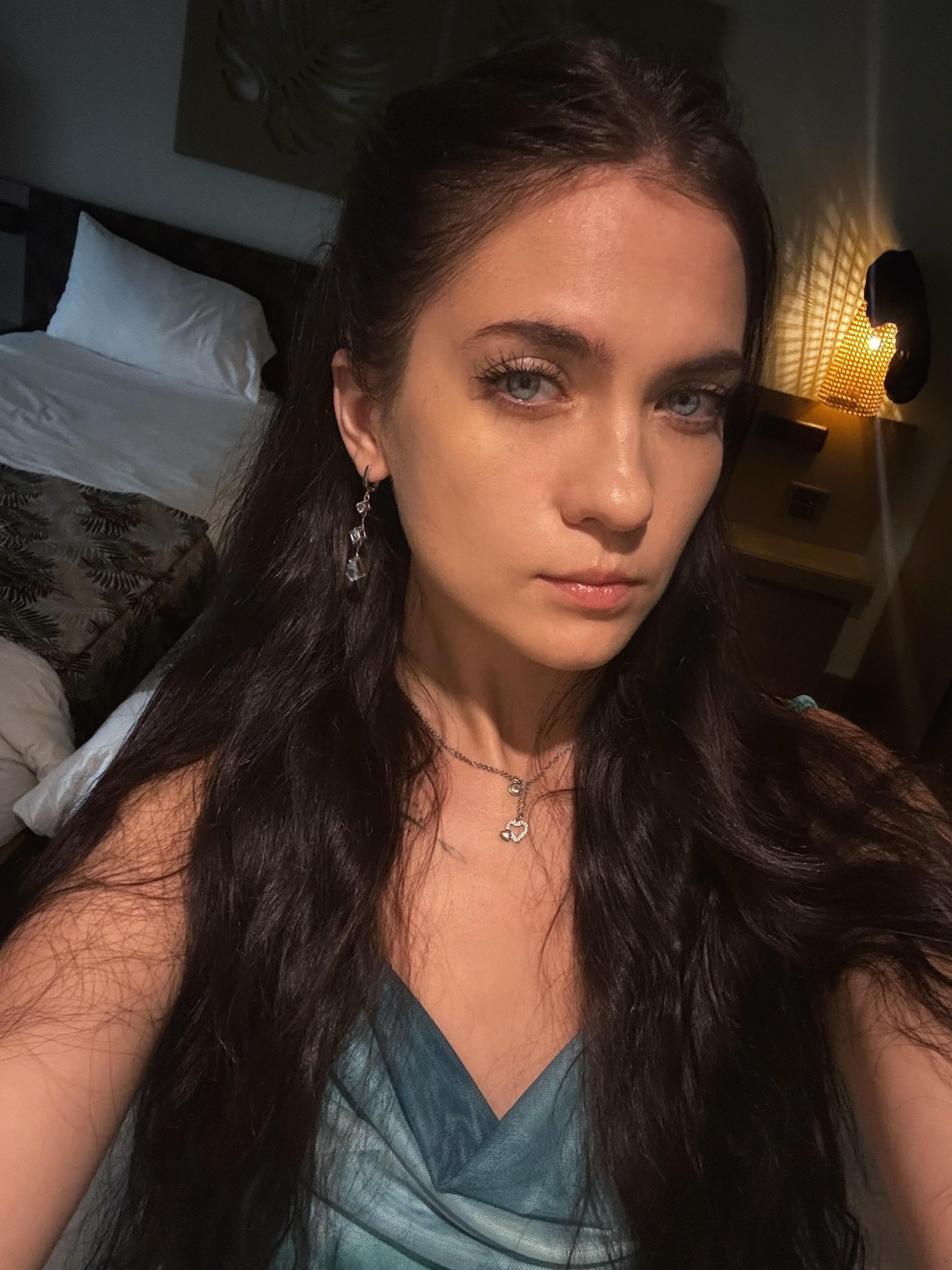 lillucooper verified Instagram photoshoot picture #8 — live cam model review