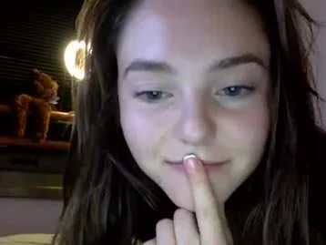 lissielovexo streaming live frame — Chaturbate cam girl