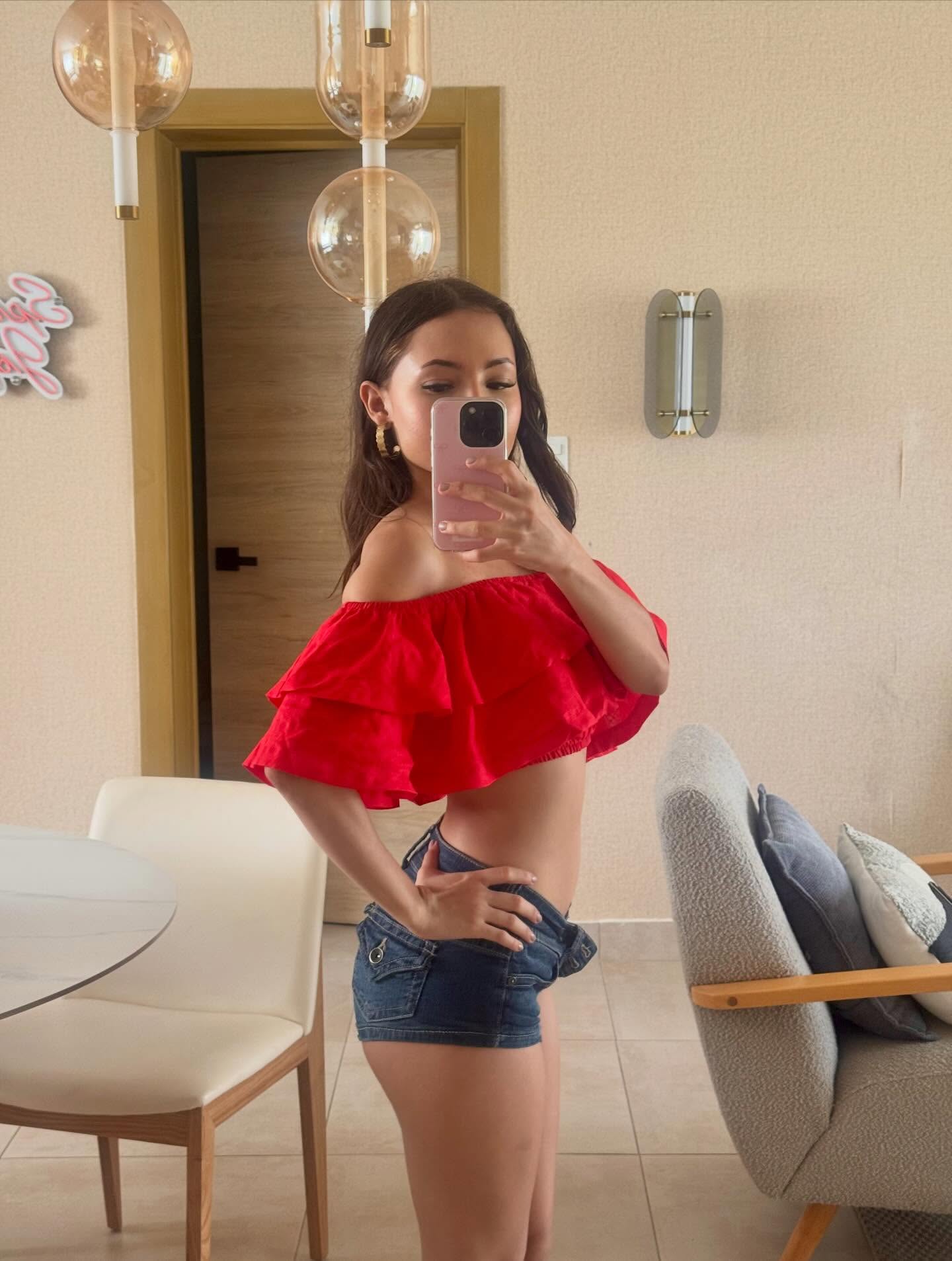 little_effy18_ verified Instagram photoshoot picture #23 — live cam model review