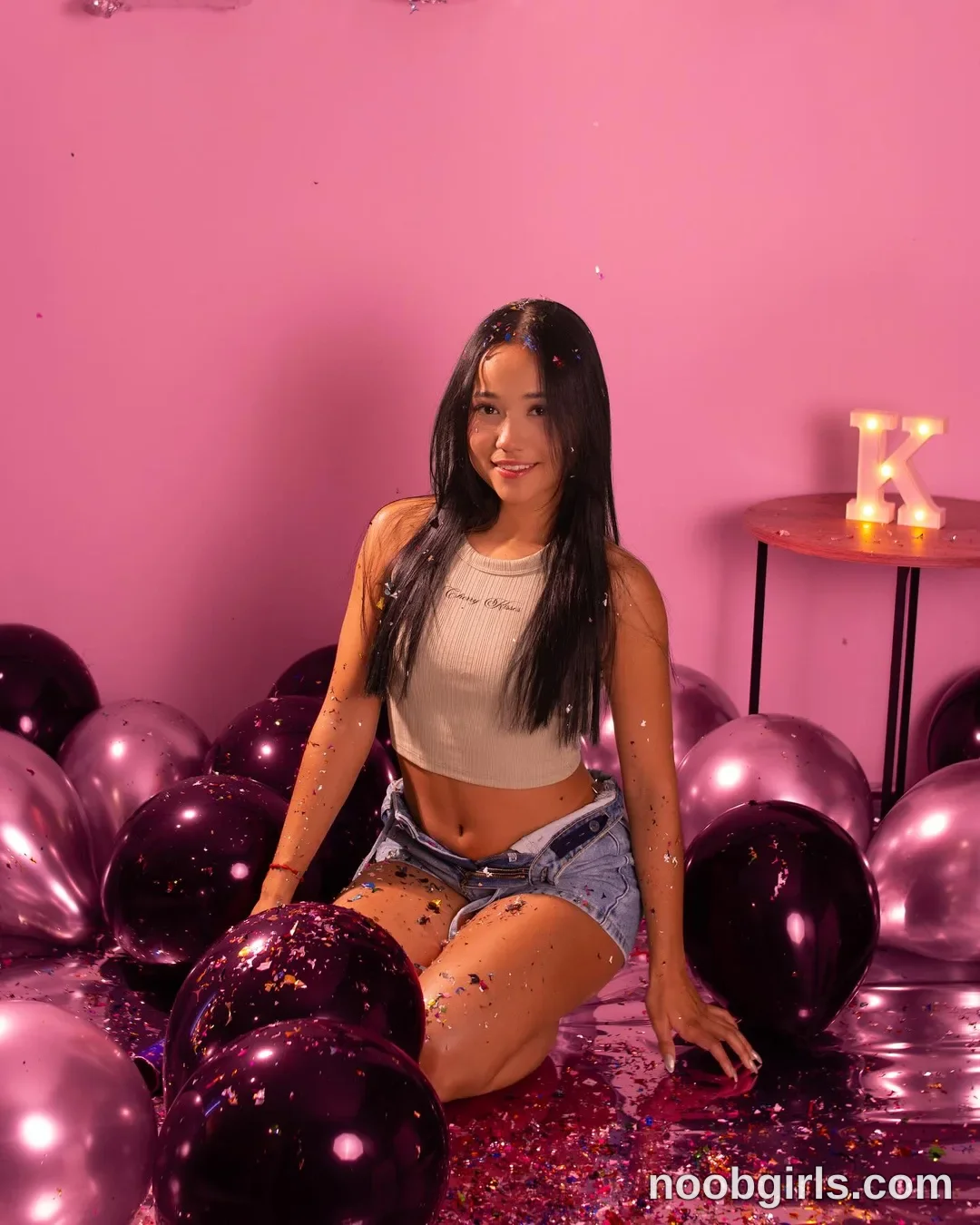 littlee_sophi_ exclusive photo gallery image #3 — Chaturbate streamer profile
