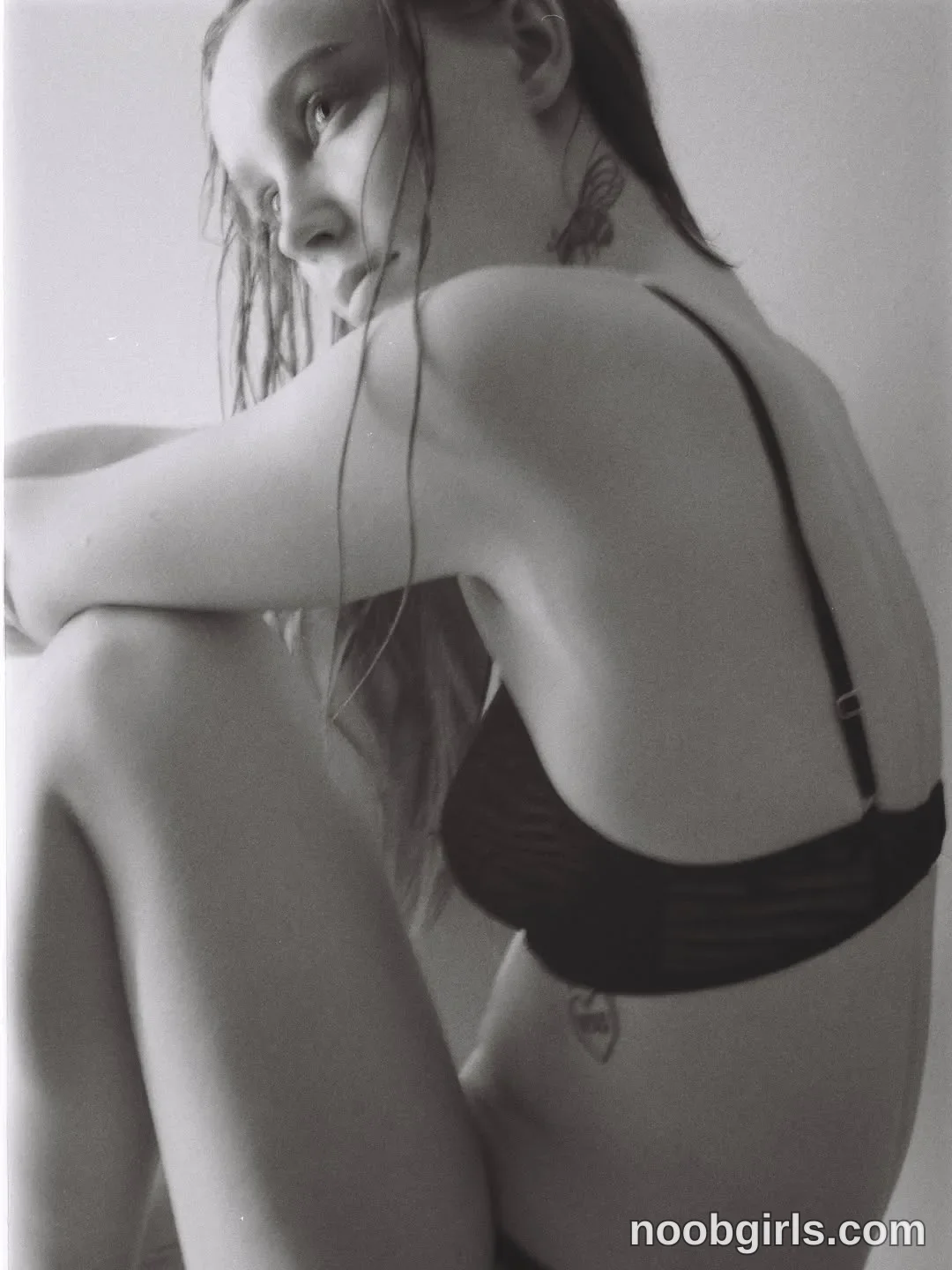 LolaaTatee (@lolaatatee) — "do you want to do this with me?"