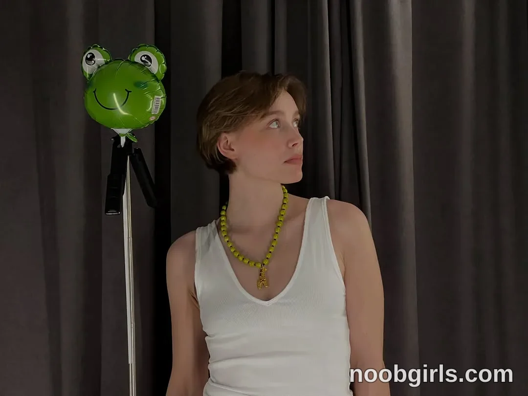 LolaaTatee (@lolaatatee) — "watch this little story to the end :3" in USA