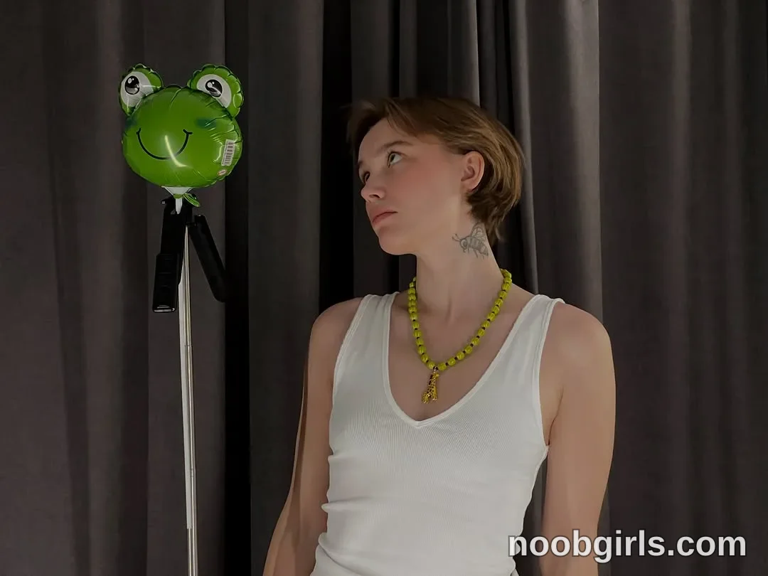 LolaaTatee (@lolaatatee) — "watch this little story to the end :3" in USA