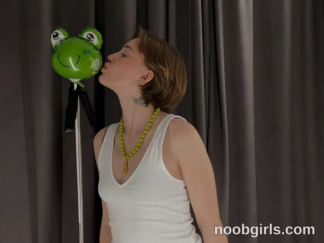 LolaaTatee (@lolaatatee) — "watch this little story to the end :3" in USA