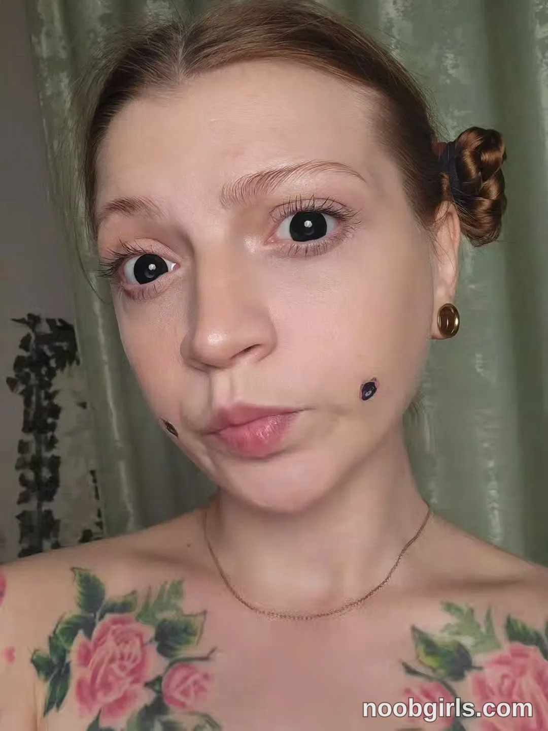 Lola (@lolarozzie) — "Can you resist this cute succubus? 😈"