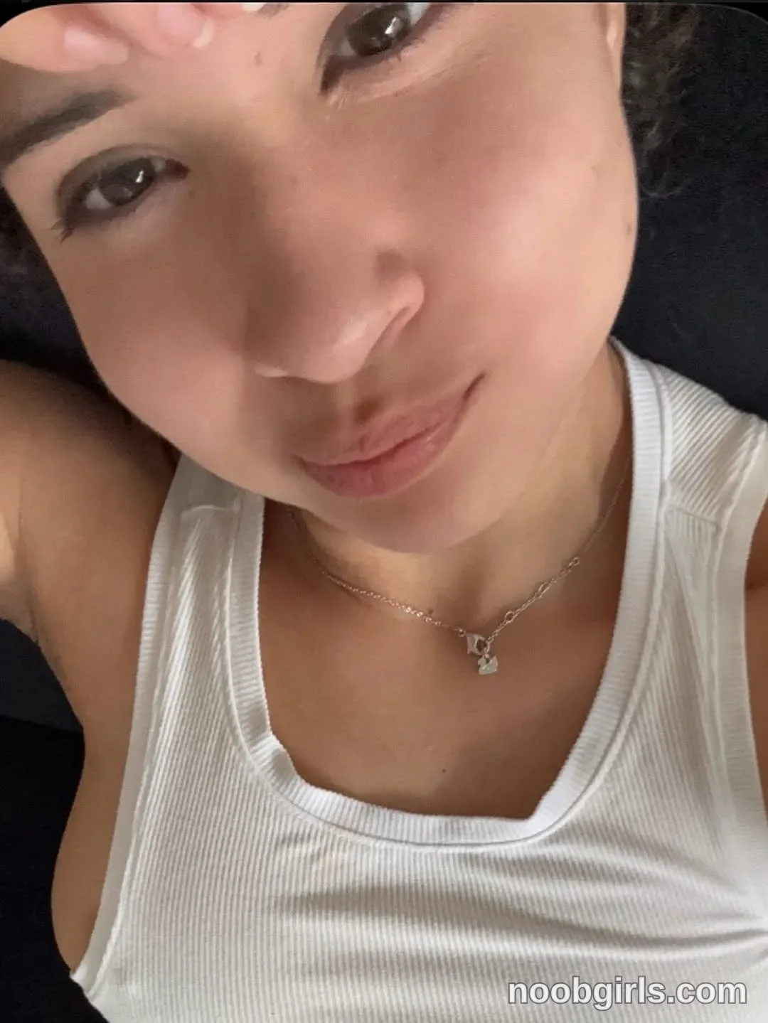 Luna (@lunaloopzz) — "just because 😜"