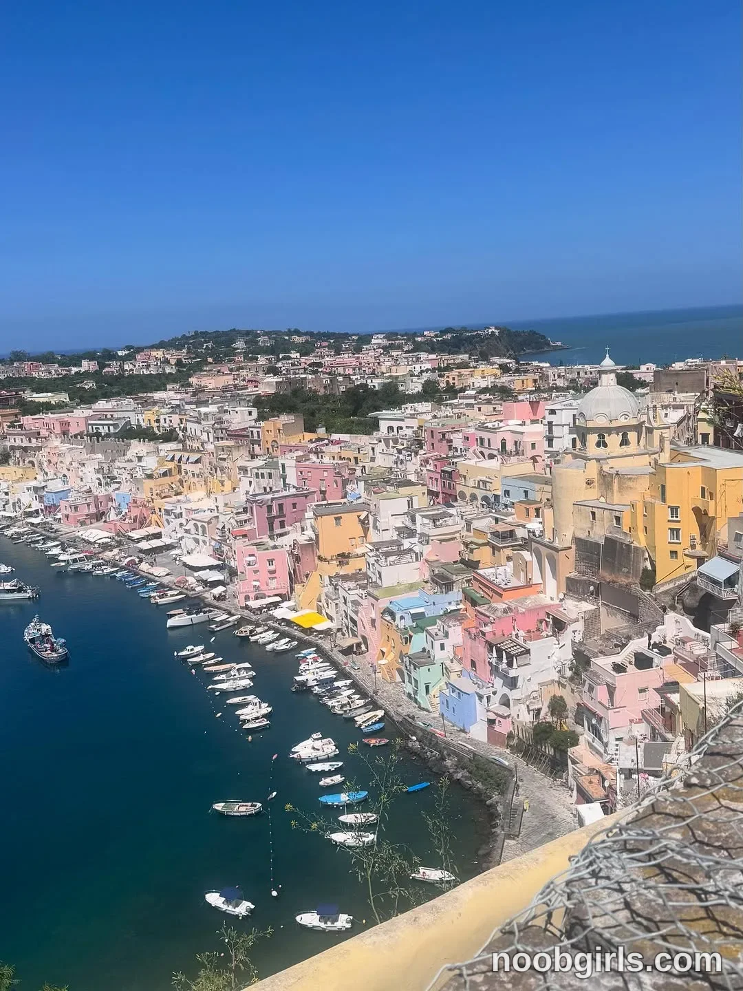 Call Me (@malaia_hills) in Procida