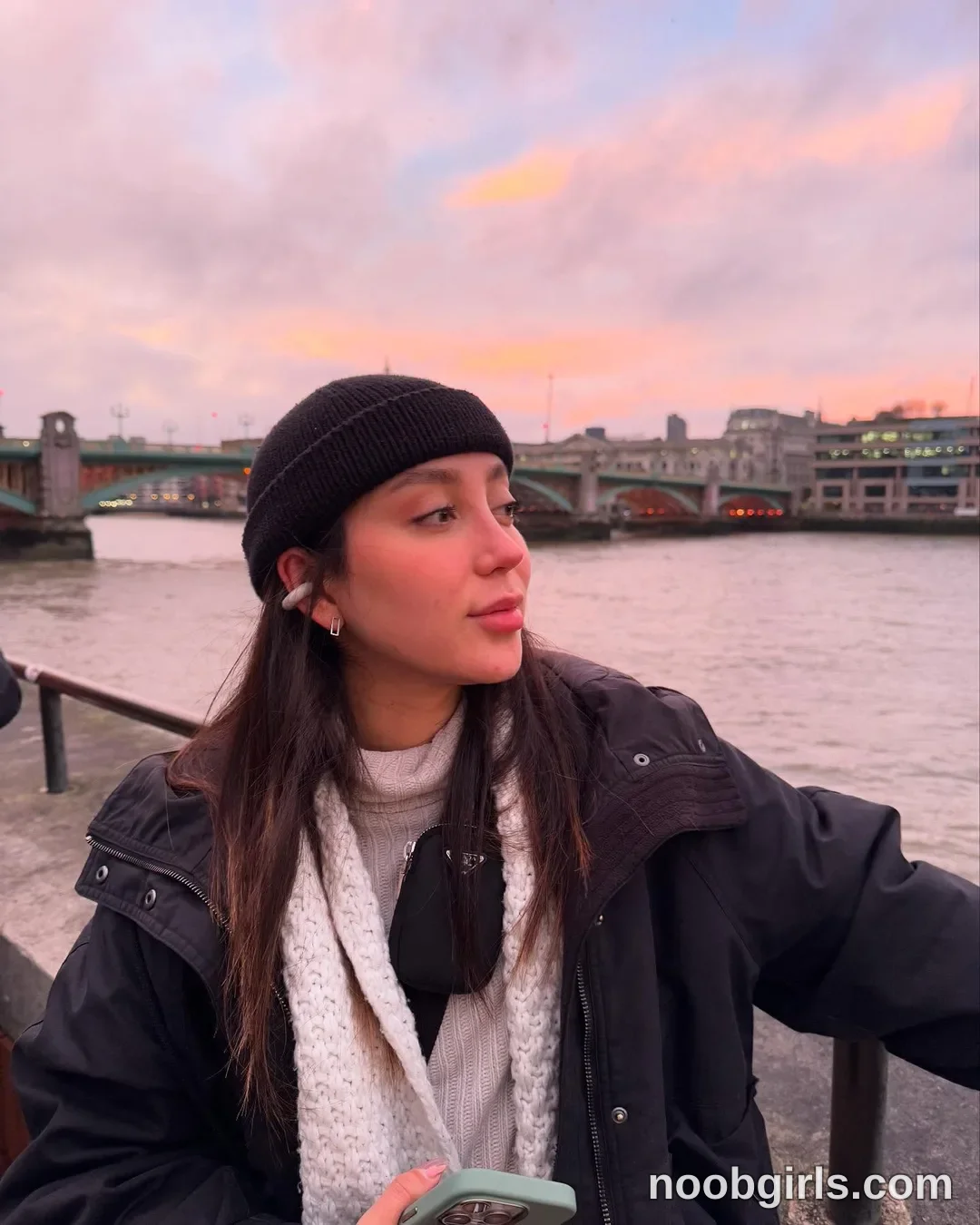 maxine_8 exclusive photo gallery image #3 — Chaturbate streamer profile