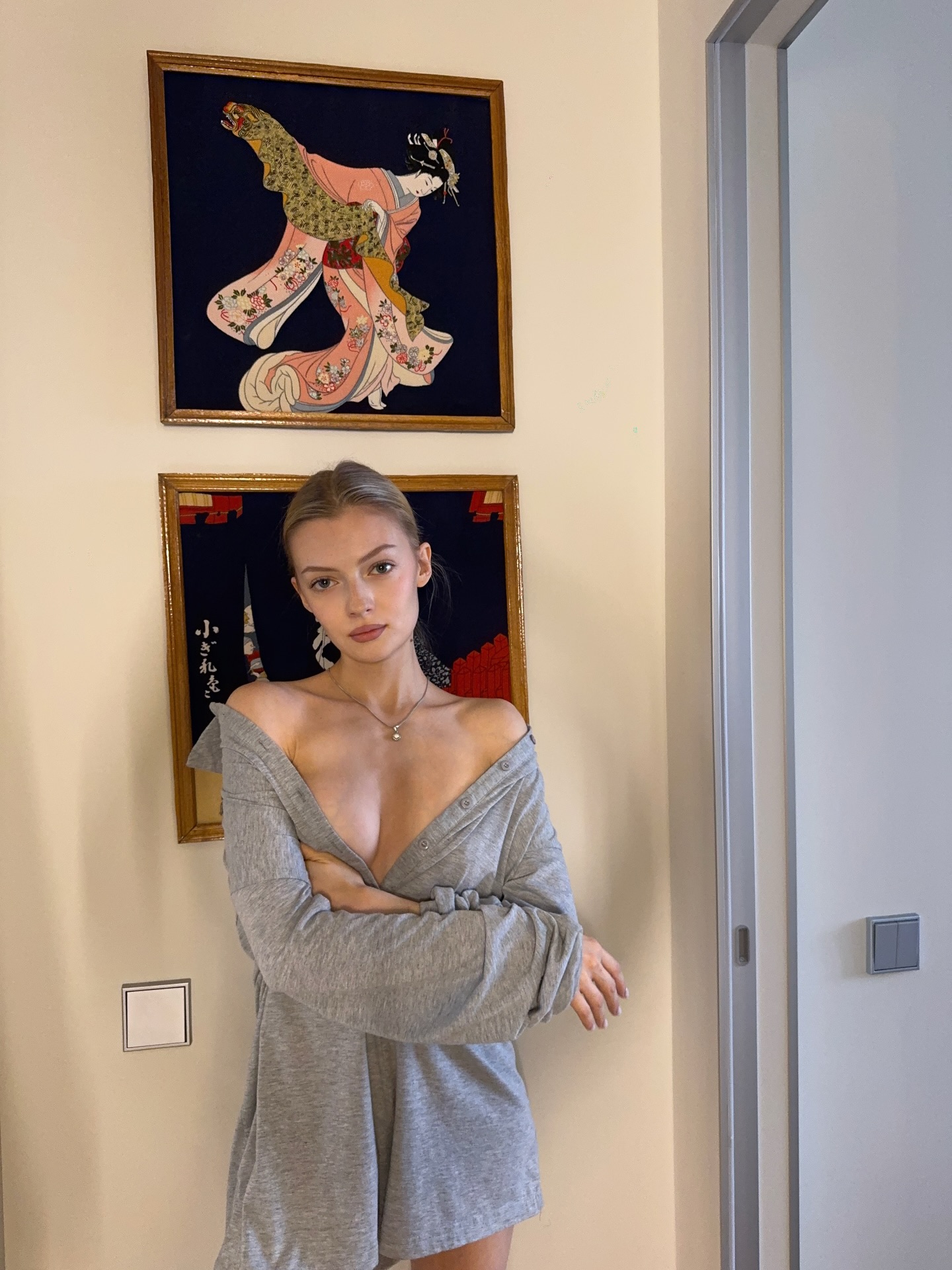 milly____ exclusive photo gallery image #24 — Chaturbate streamer profile