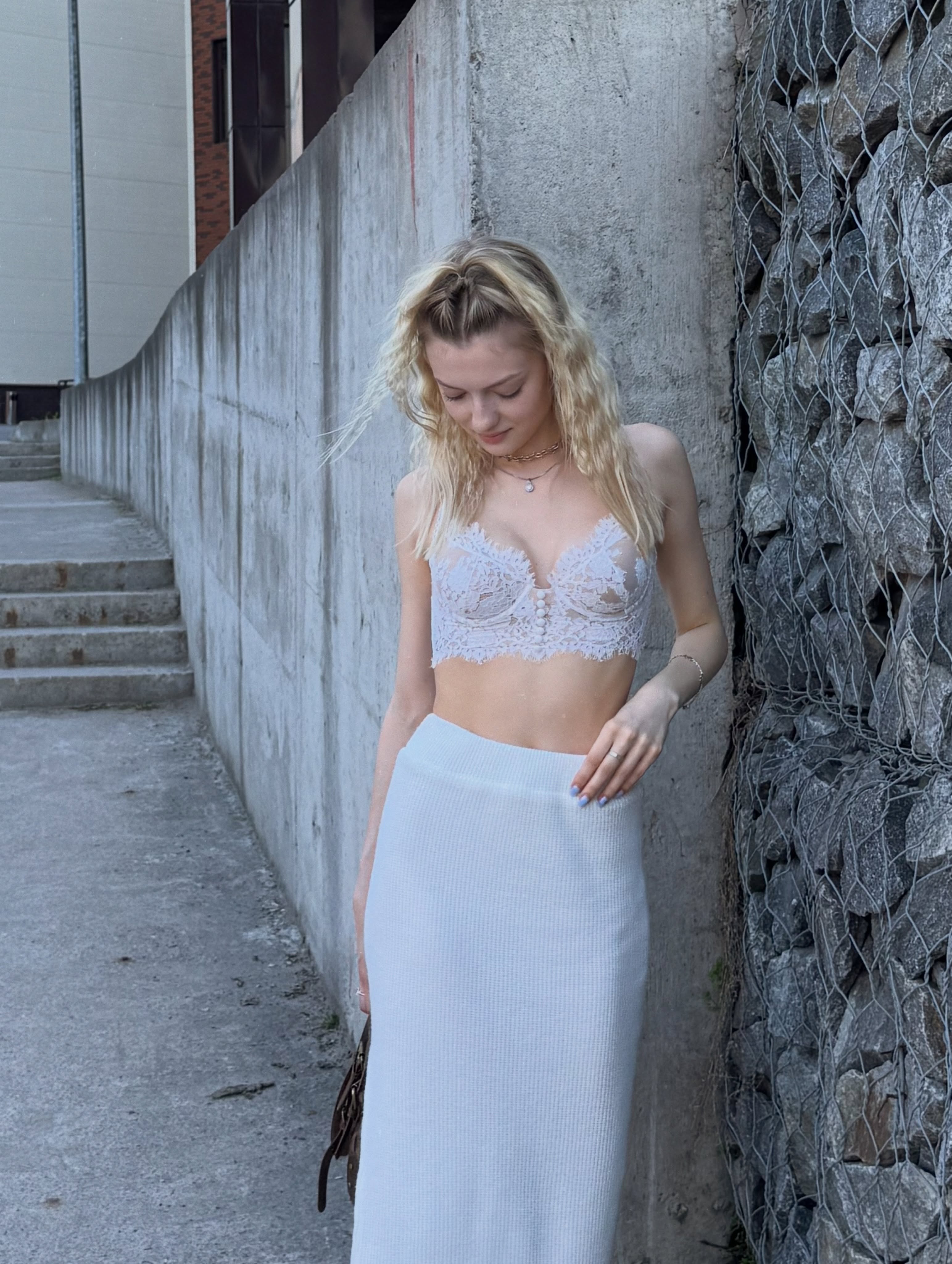 milly____ (@milly____) high-res photoshoot photo #25 — Chaturbate cam model gallery