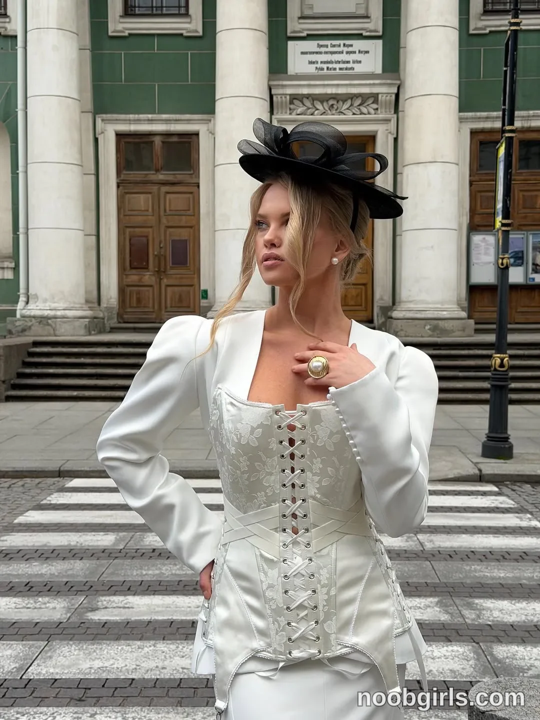 molly_p (@molly_p) β "Elegance never goes out of fashionπ€"
