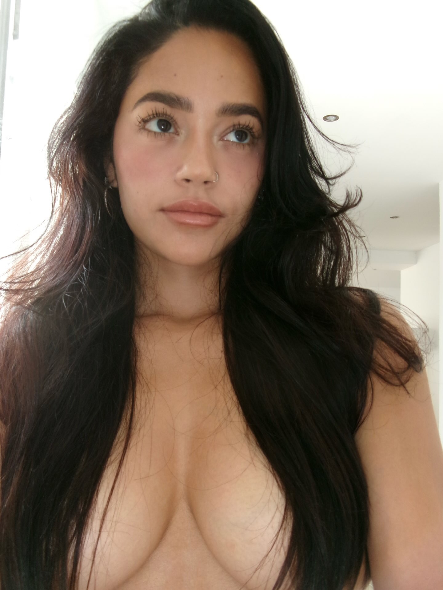 n_o_v_a exclusive photo gallery image #21 — Chaturbate streamer profile