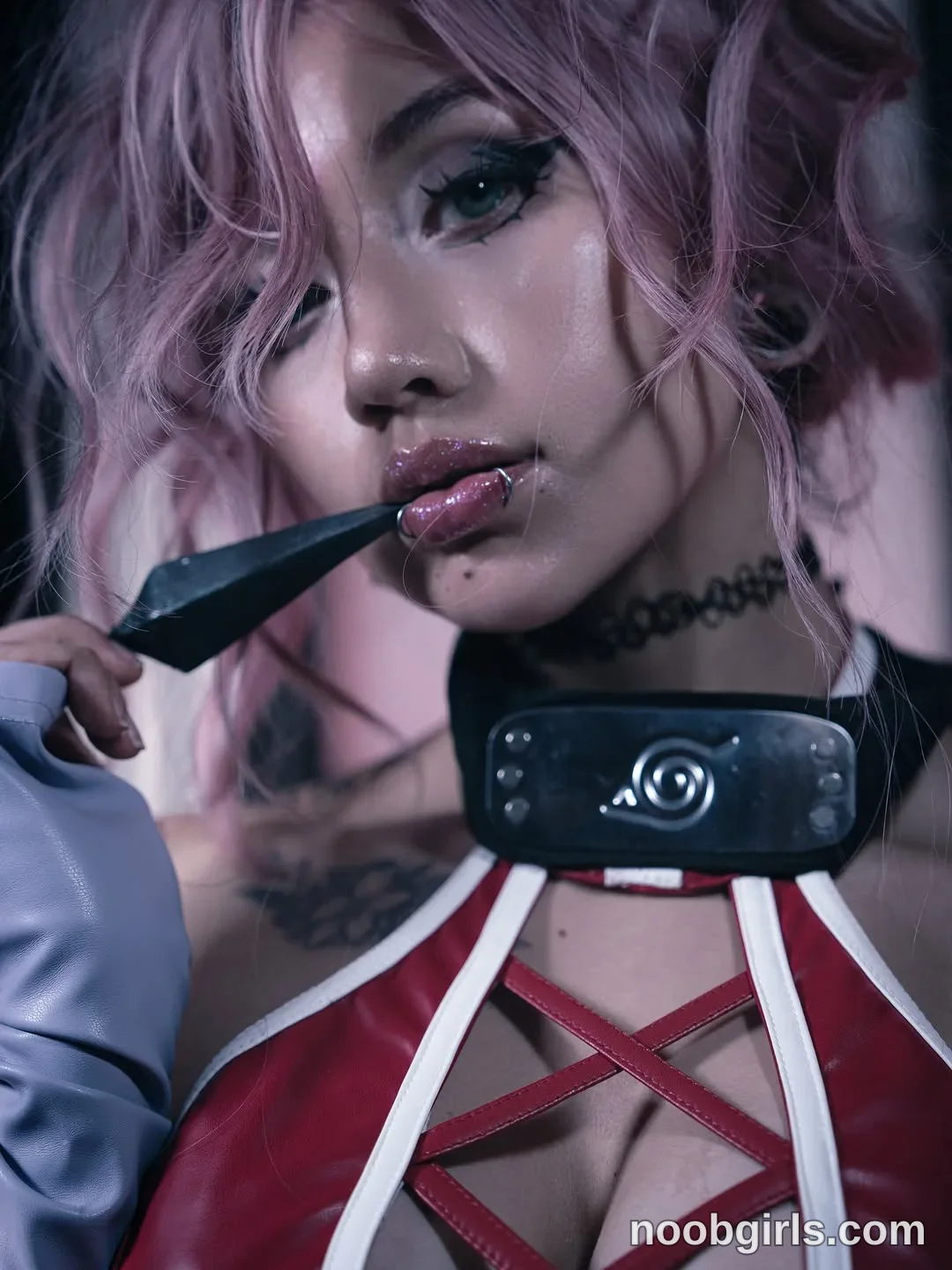 Mely (@nekyra_san) — "Creating 🖤🖤🖤"