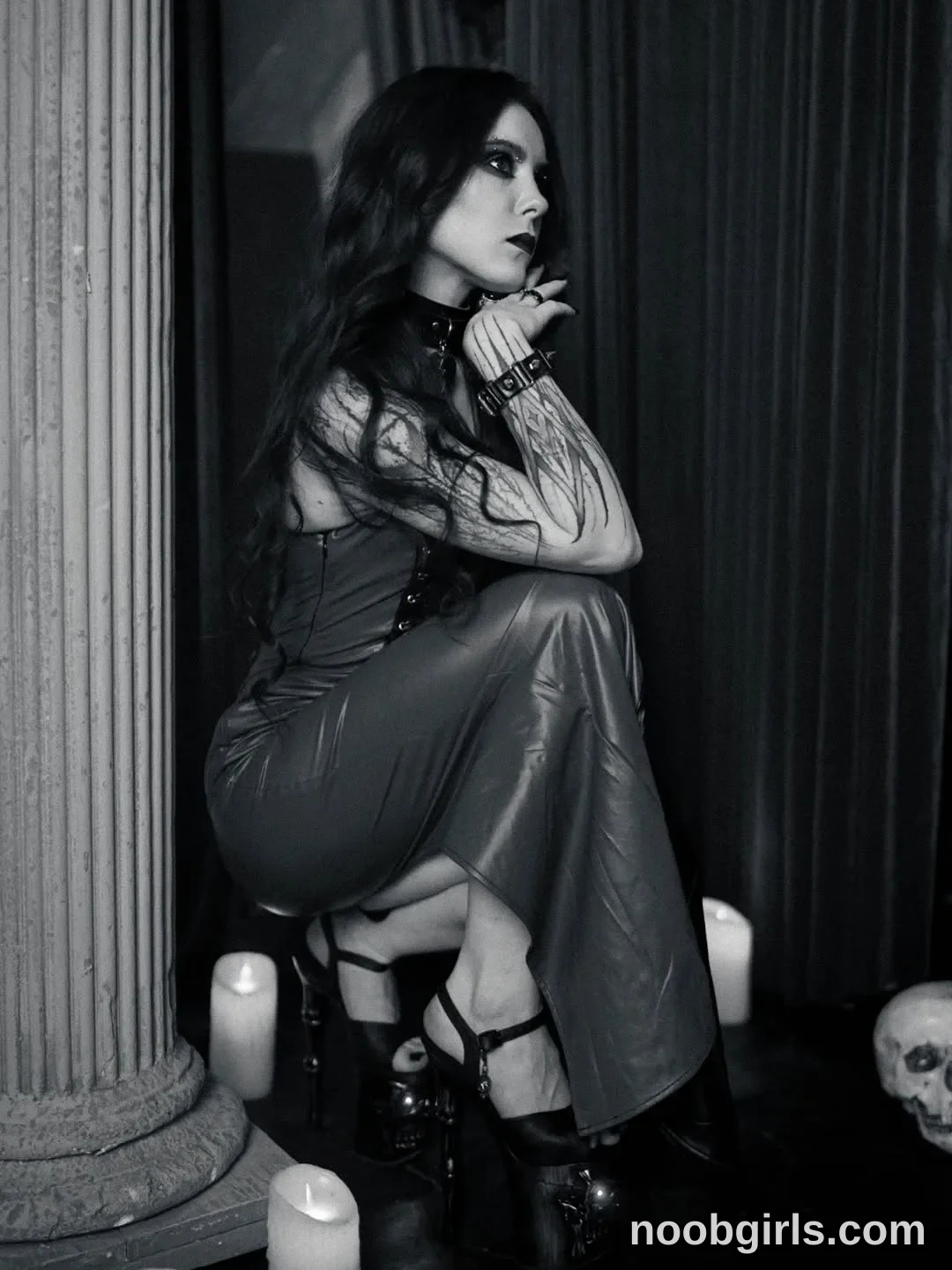 nelle_ (@nelle_) — "Perfection in the Darkness / Loc @moonstone_nsk Heels @pleasershoes Hair &…"