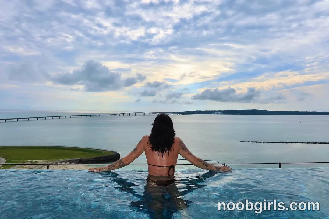 Inside nica_rock (@nica_rock) — "Happy Birthday to me🌊💧"