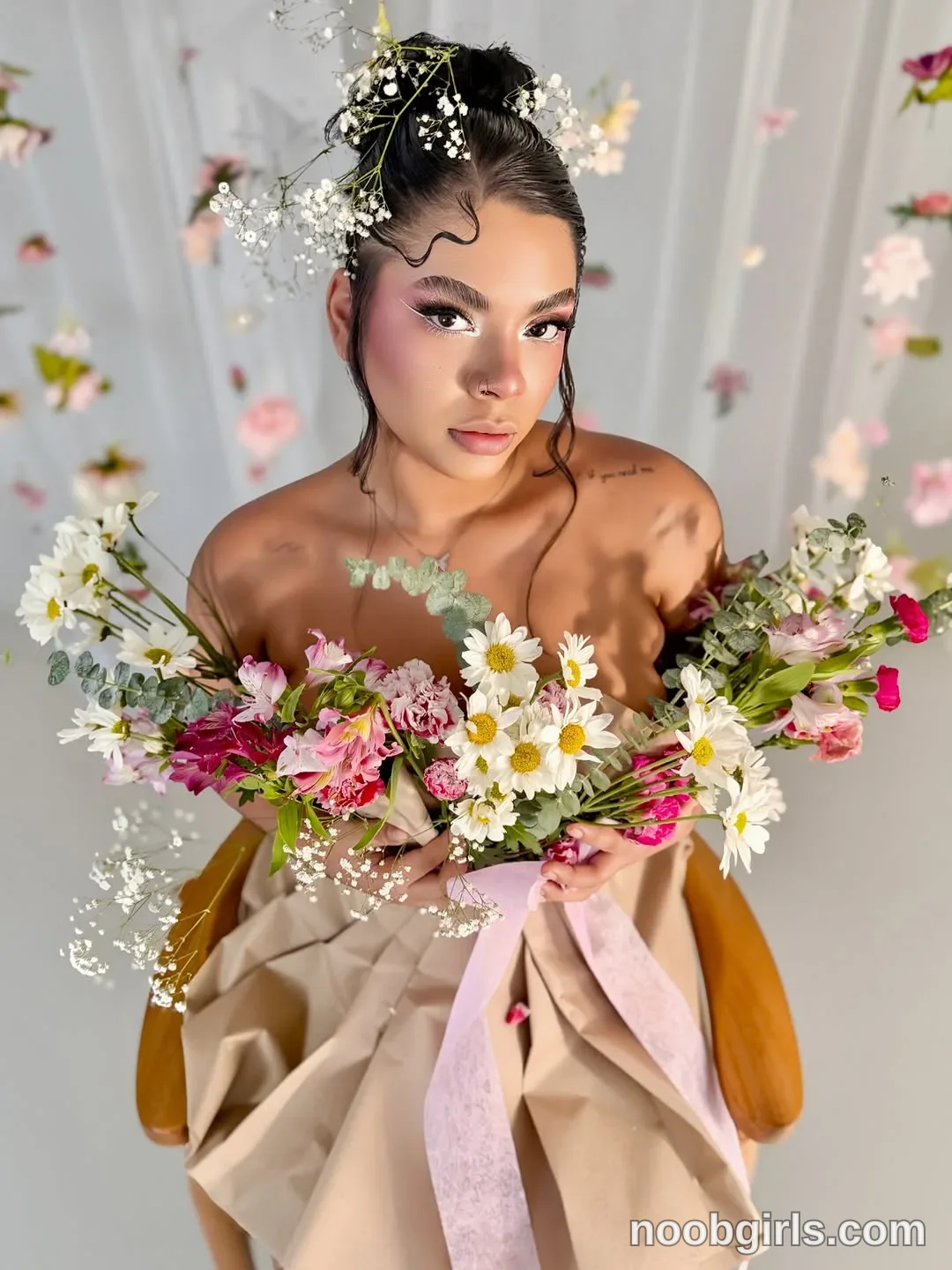Andrea Your (@nicolemorelli2) — "Made of flowers & little dreams💭🌷"