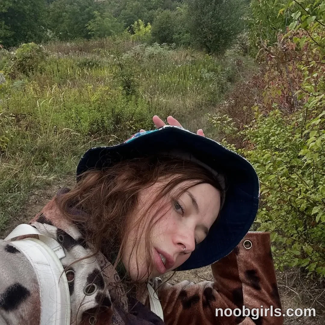 Devi (@night_jelly) — "А должен быть повод?"