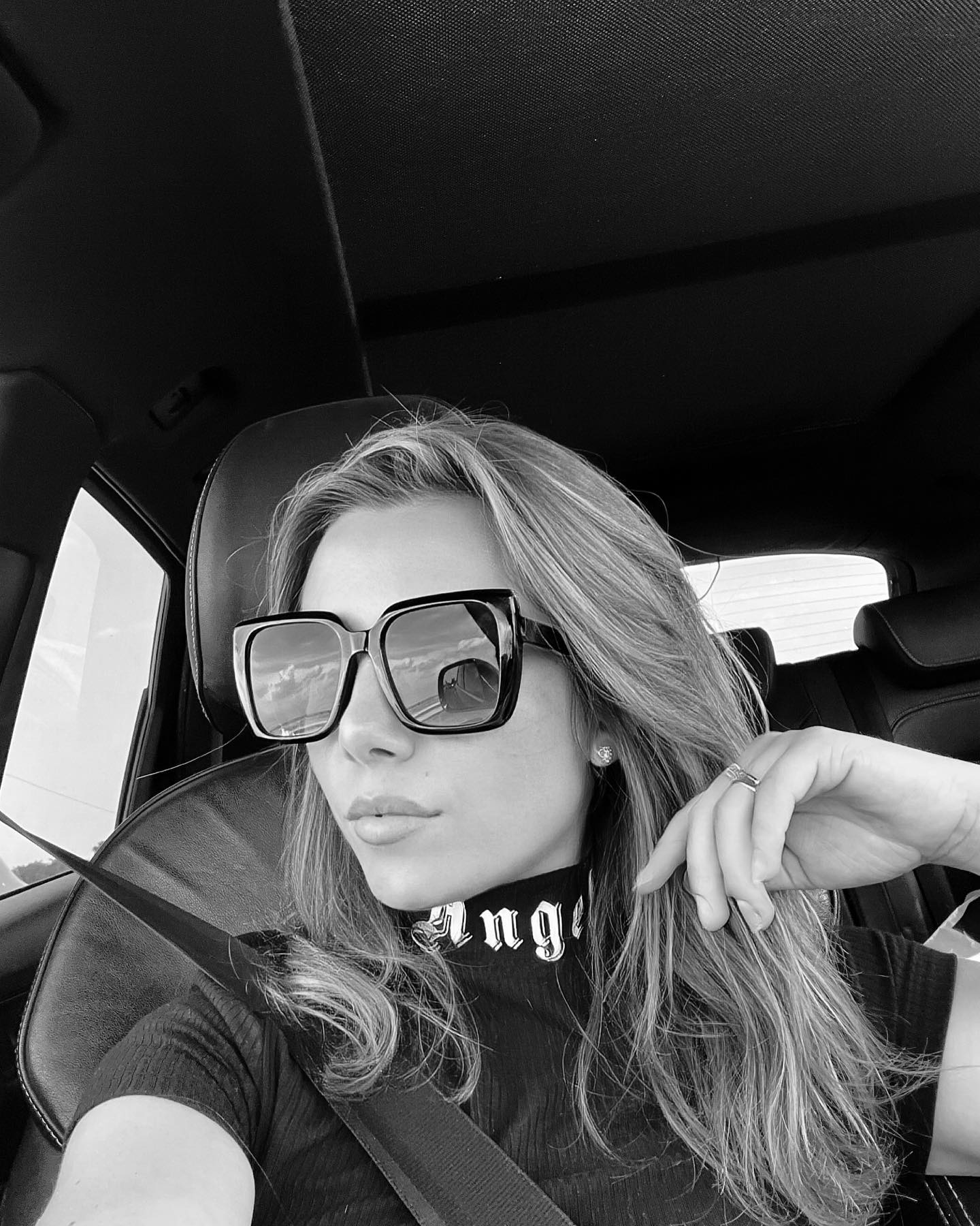 nyconik verified Instagram photoshoot picture #14 — live cam model review
