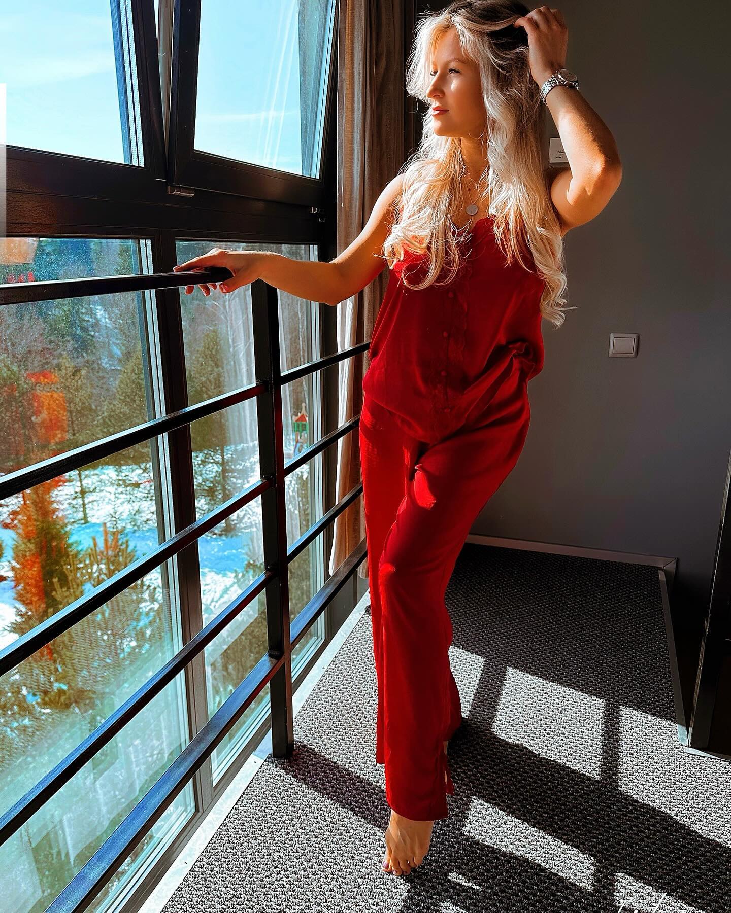 oh_julie exclusive photo gallery image #12 — Chaturbate streamer profile