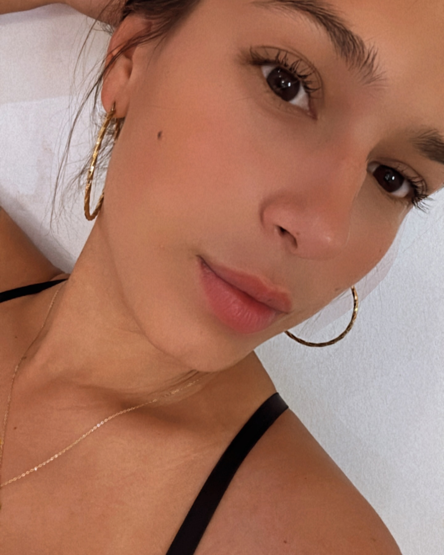 Inside ohanna_ (@ohanna_): Good Vibes, Reggaeton, and Pets