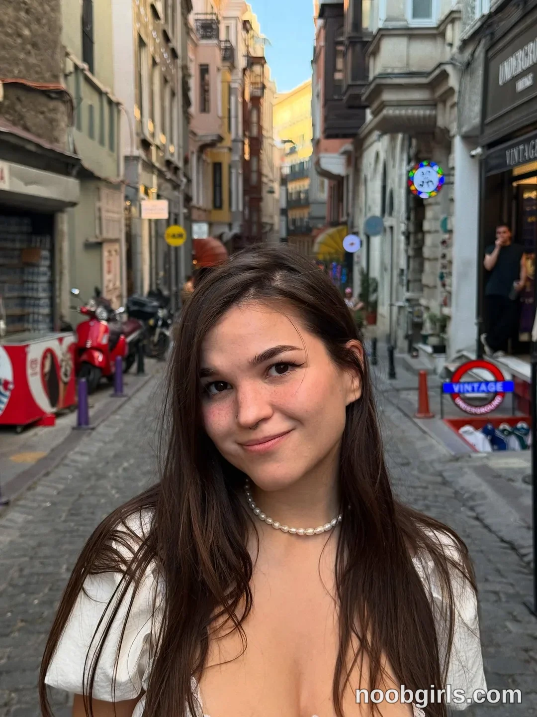 onlykira verified Instagram photoshoot picture #8 — live cam model review