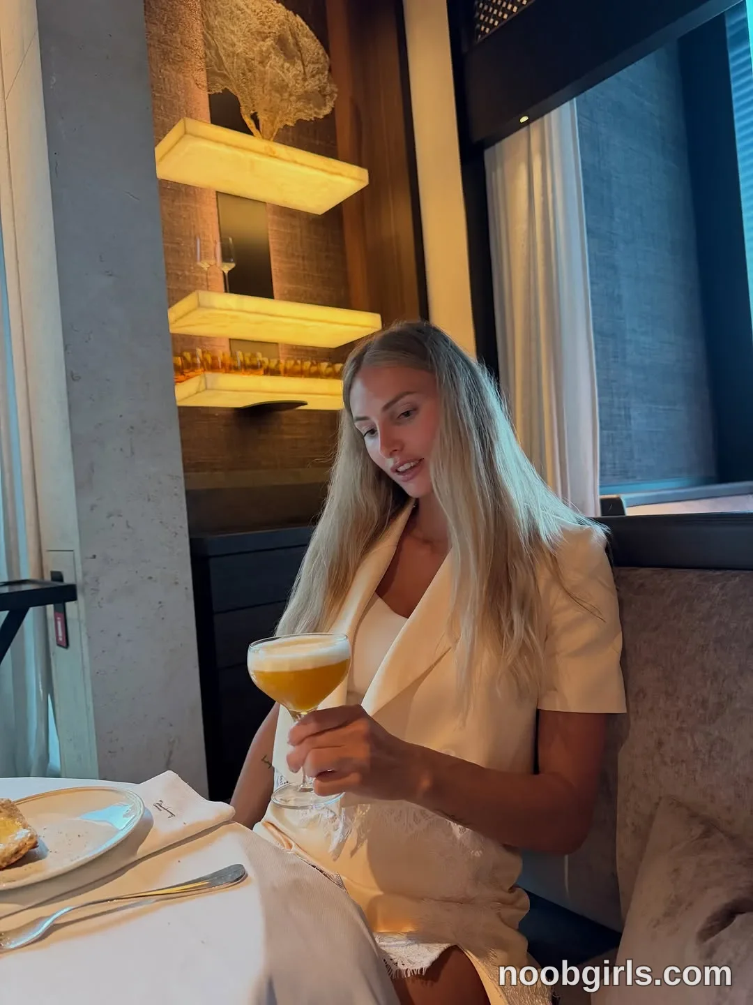 onlyxlicious_cb photos and profile
