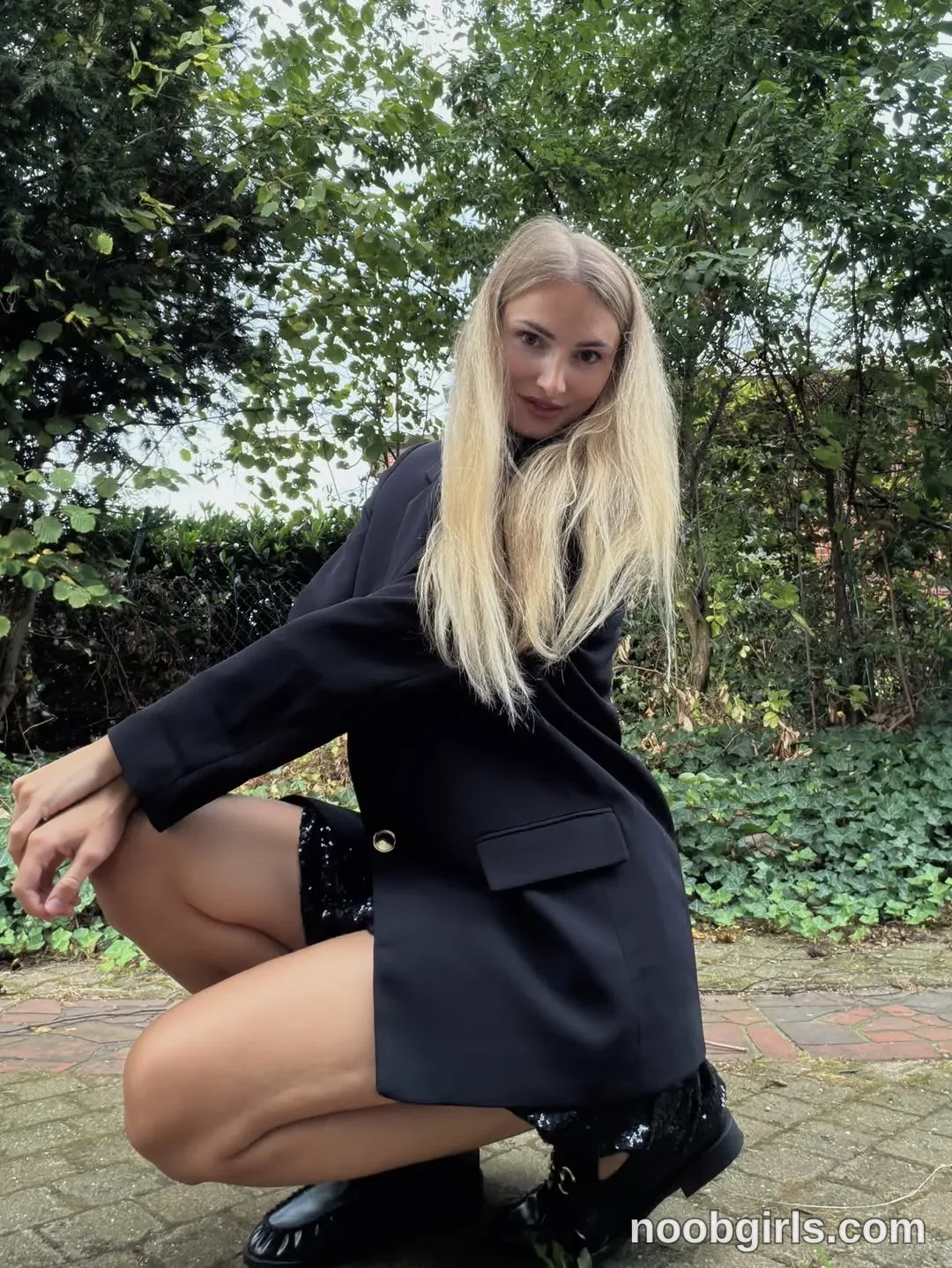 Xena (@onlyxlicious_cb) — "Spammmmm🤪🤍🤍 Swipeee👉🏻👉🏻" in Belgium, Europe