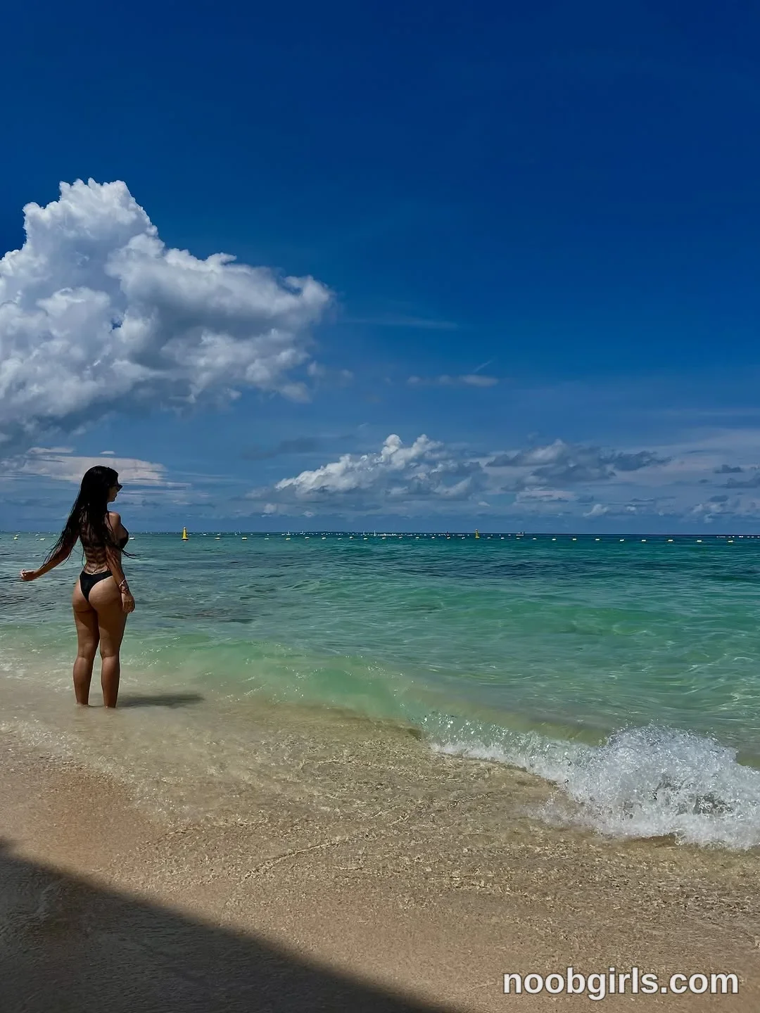 Paula Toro (@paulatoro__) — "Septiembre 🐠🐚" in Baru, Cartagena, Colombia