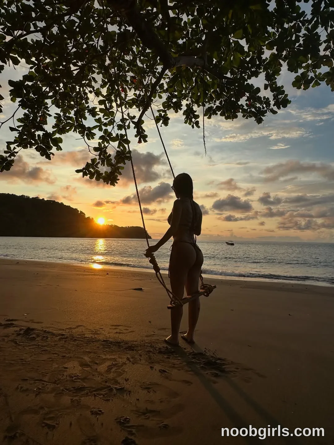 Paula Toro (@paulatoro__) — "Alucinante tanta belleza biodiversidad y vida que tiene en ese lugar! Cumplir…" in Bahía Solano