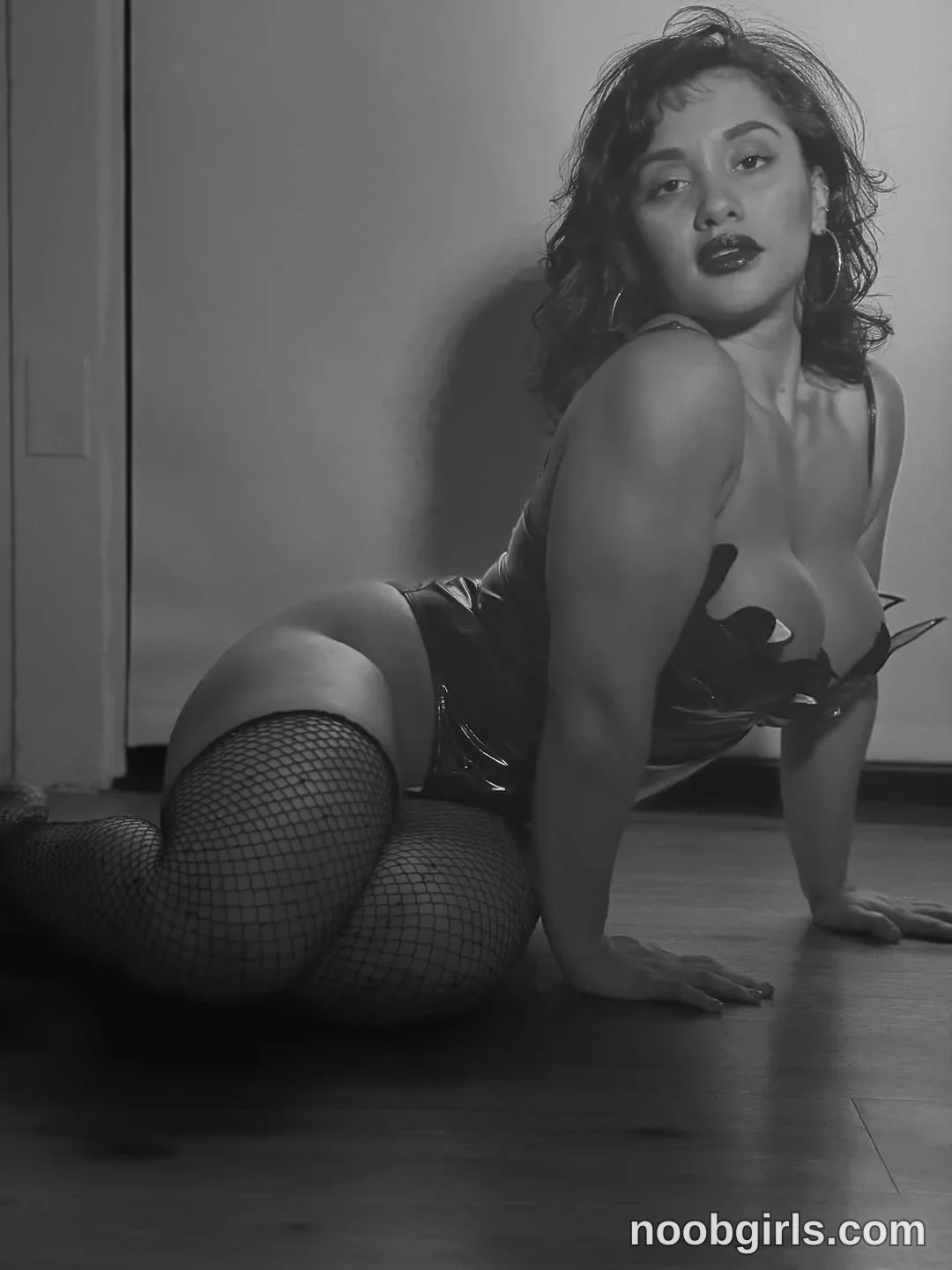 Portiapiers (@peachsundae) — "Metalhead over here needing a cigarette"
