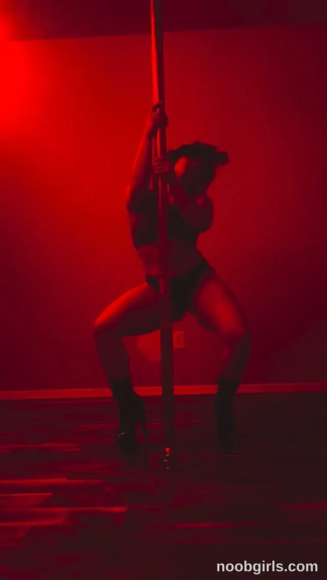 Portiapiers reel: More pole? Say less • •